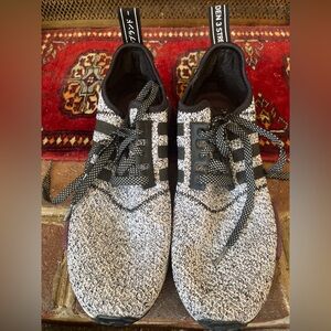 Adidas Shoes Mens Size 8 Black White Casual Purple/burgundy B39506